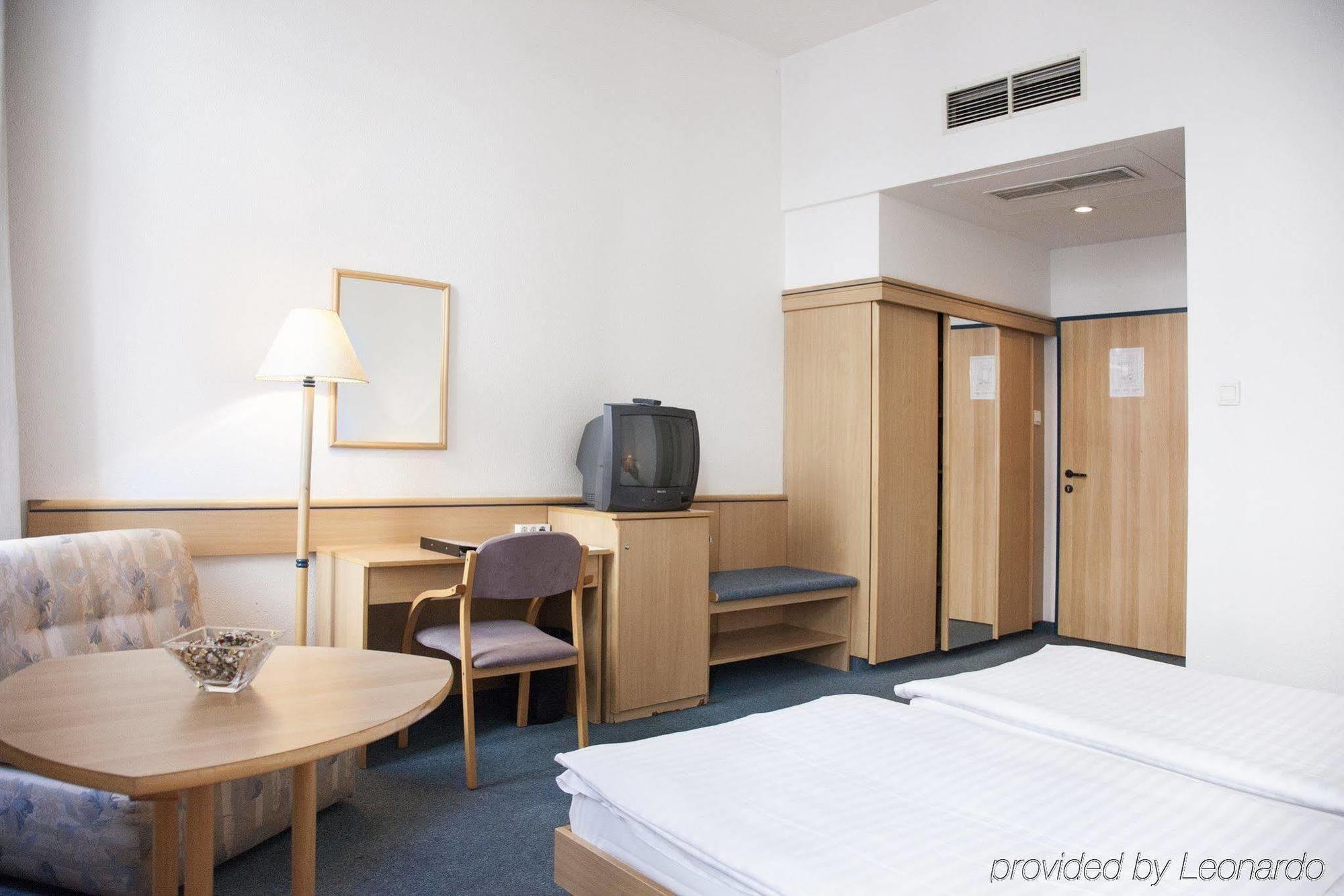 City Hotel Ring Budapest Esterno foto